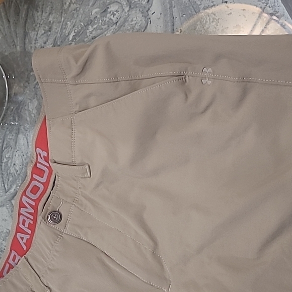 UNDER ARMOUR TECHNICAL GOLF PANTS 34 X 32 LIKE NEW - Picture 5 of 9